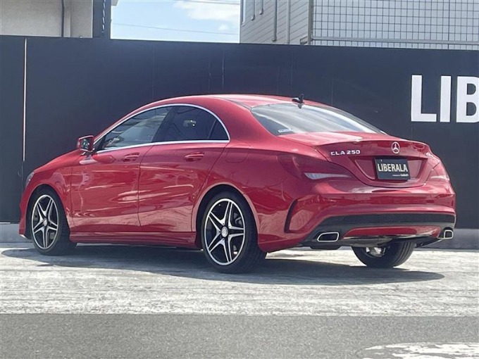 14Mメルセデス・ベンツ　CLA250 4MATIC02