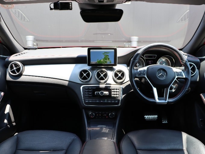 M・ベンツ GLA250入庫しました！03