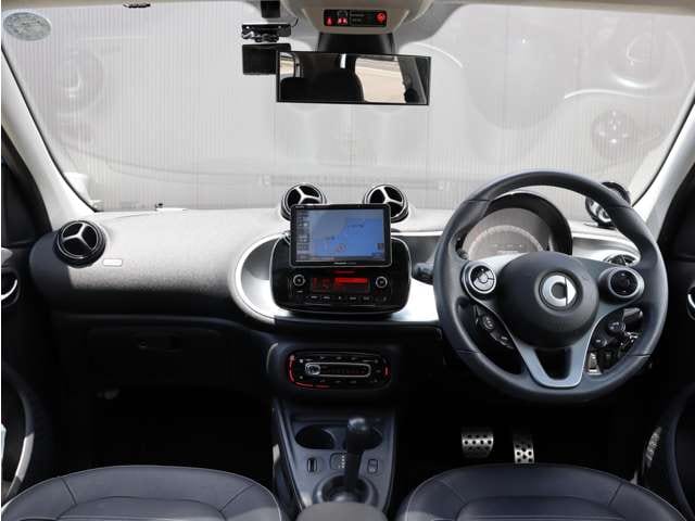 スマート　フォーフォー03