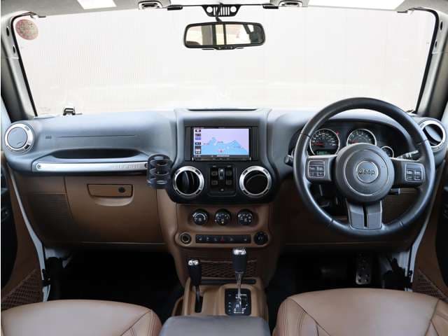 ジープ　ラングラー　入庫しました！03