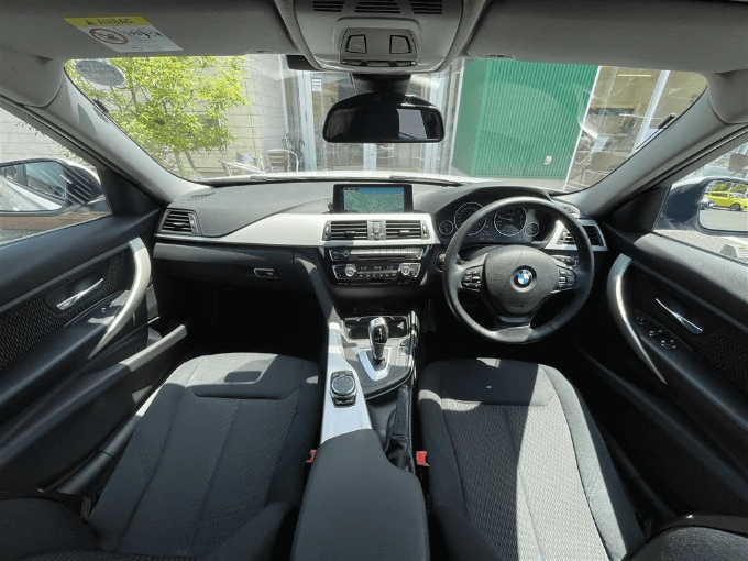 Welcome to Gulliver Uwajima 2016 BMW 320i04