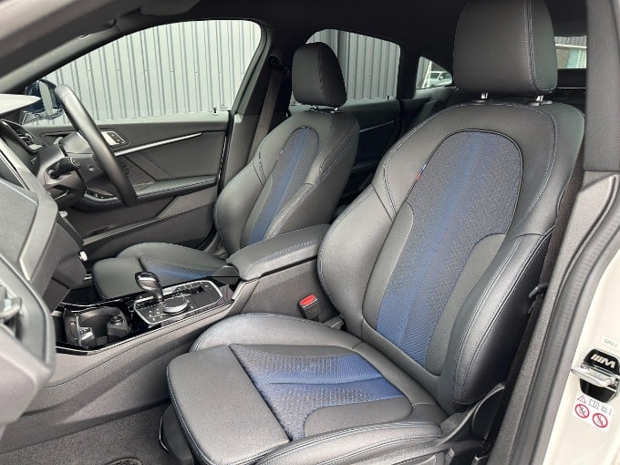 【☆入荷情報☆】BMW 218d入荷しました！03