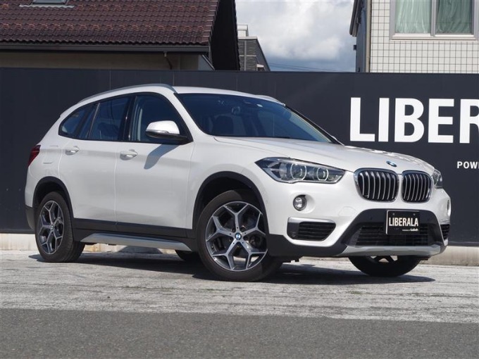 ”19　BMW X1”01