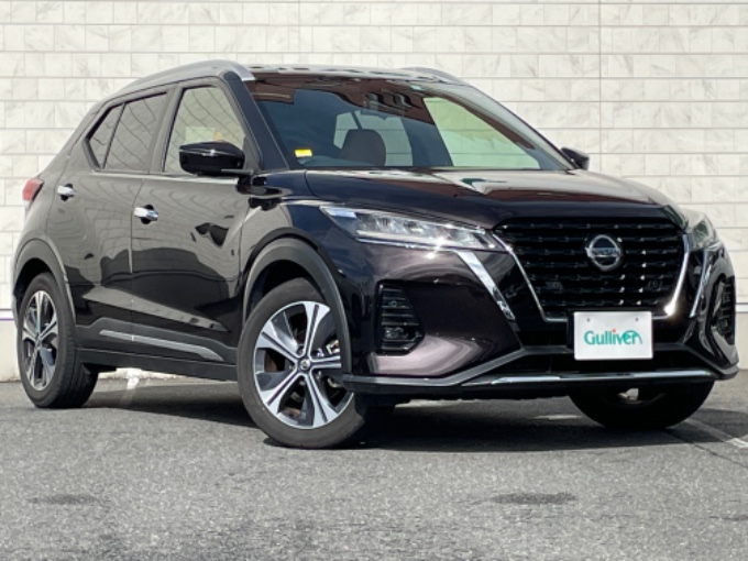 キックス入庫しました！【中古車・登録済未使用車】ミニバン・SUV】01