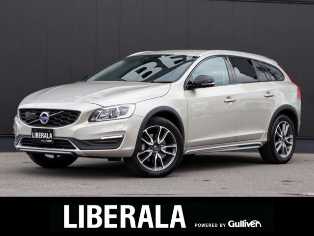 ボルボ　V60　クロスカントリー01