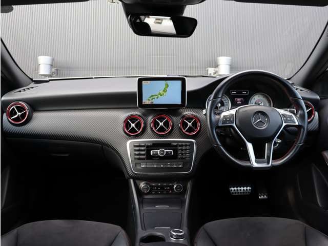 メルセデス・ベンツ　Aクラス　入庫しました！！03