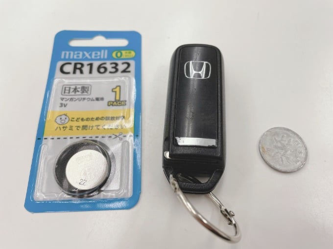 Hondaホンダ　スマートキー電池交換のやり方☆【NBOX】01