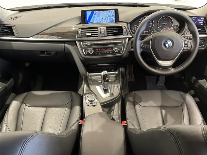 ★NEW★BMW 320i02