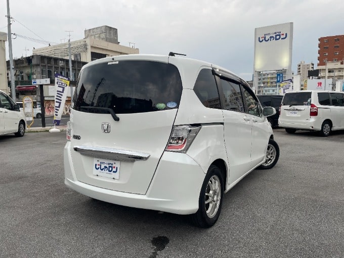 街乗り！！アクティブ！！にも使える人気車種「ホワイト色」【フリード】入荷しました♪03