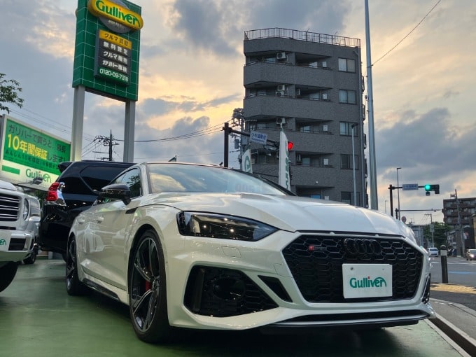 アウディー　RS5　マジックアワー！01