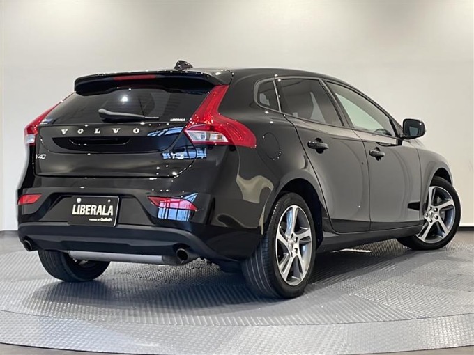 ★NEW★VOLVO V4003