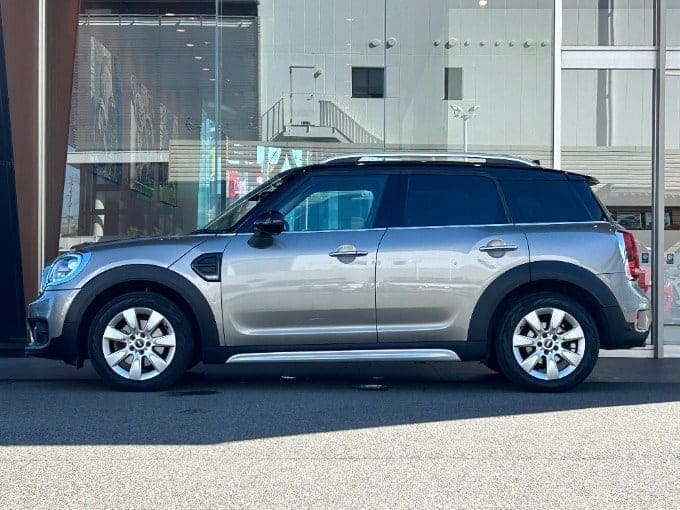 MINIのボディタイプを展示車でご説明！！パート２！！08