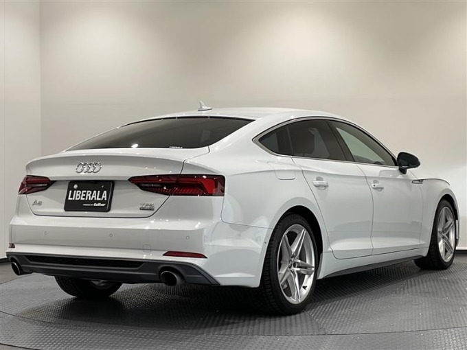 ★NEW★Audi A503