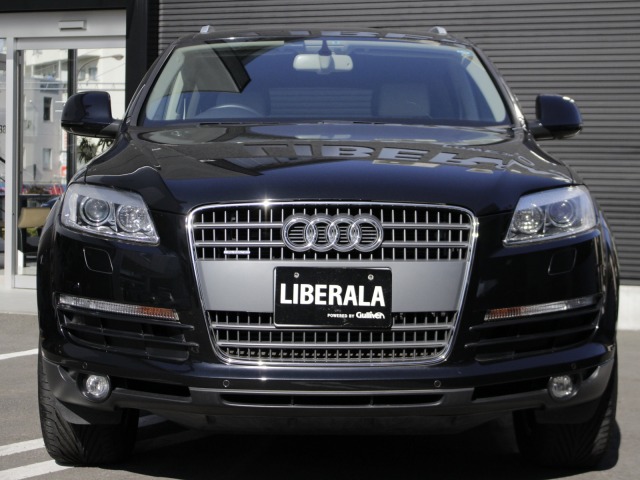 Audi Q7 外車 輸入中古車を探すならliberala リベラーラ
