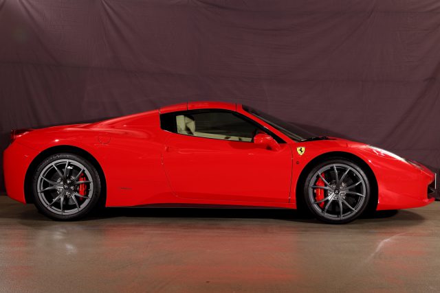 Ferrari 458 Spider (2012年式) 在庫詳細／2373 | LIBERALAでフェラーリ 458 スパイダーを検索