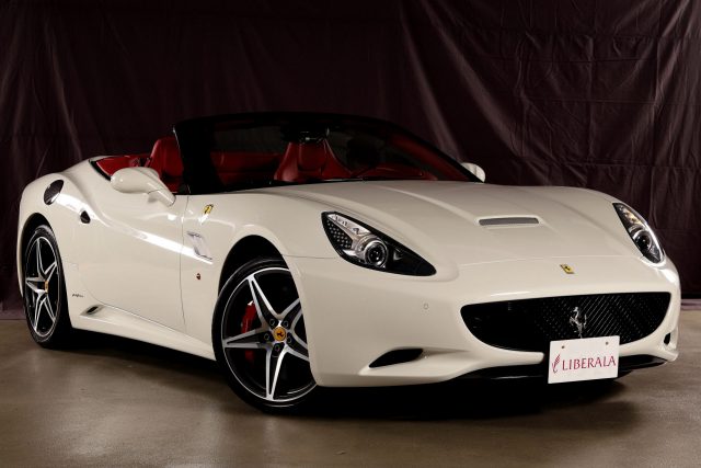 Ferrari California30 Giappone (2013年式) 在庫詳細／2835 | LIBERALAでフェラーリ カリフォルニア 30ジャッポーネを検索