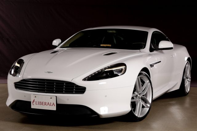 Aston Martin Virage (2011年式) 在庫詳細／3935 | LIBERALAでアストンマーチン ヴィラージュを検索