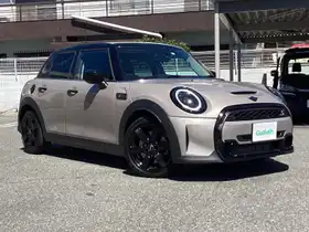 ＭＩＮＩ