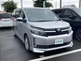 トヨタ_ヴォクシー_ハイブリッドV_中古車のガリバー新居浜インター店