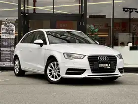 アウディ_Ａ３_スポーツバック 1．4 TFSI_中古車のLIBERALA リベラーラ久留米
