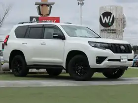 ハイラックスサーフとランドクルーザープラドを比較｜中古車の