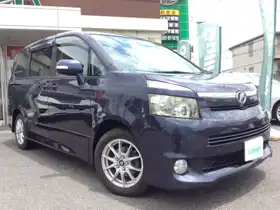 トヨタ_ヴォクシー_ZS_中古車のガリバー四街道店