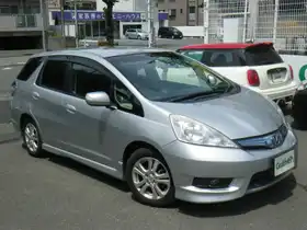 ホンダ_フィット シャトル_ハイブリッド ナビプレミアムセレ_中古車のガリバー環状4号霧が丘店