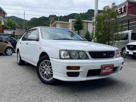 ブルーバード 日産 の中古車を検索 中古車のガリバー