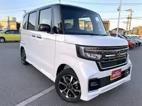 ｎ ｂｏｘカスタム ホンダ の登録済未使用車を検索 中古車のガリバー