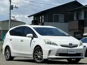 プリウスα（トヨタ）の2013年式（平成25年式）の中古車を検索