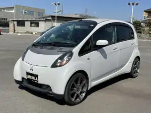 三菱_ｉ_G_中古車のLIBERALA リベラーラ宇都宮
