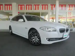 ＢＭＷ_５２３ｉ_ツーリング ハイライン_中古車のガリバー58号宜野湾店