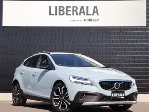 ボルボ_Ｖ４０_クロスカントリー D4 モメンタム_中古車のLIBERALA リベラーラ仙台港