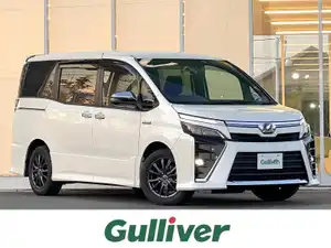 トヨタ_ヴォクシー ハイブリッド_ZS 煌_中古車のガリバー飯塚店
