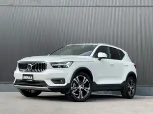 ボルボ_ＸＣ４０_T4 AWD インスクリプション_中古車のLIBERALA リベラーラ宇都宮