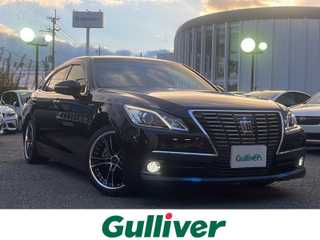 クラウンハイブリッド ロイヤルサルーン