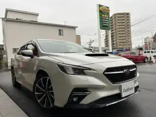 レヴォーグ 1．8STIスポーツ EX
