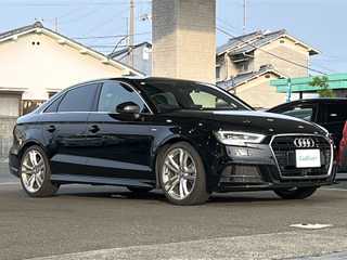 Ａ３セダン セダン 30TFSI スポーツ