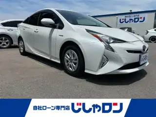 プリウス Sセーフティプラス