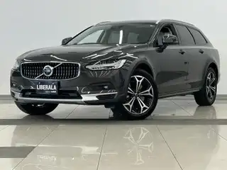 Ｖ９０ クロスカントリー B5 AWD プロ