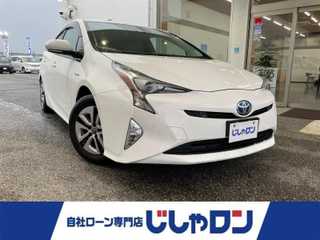 プリウス A