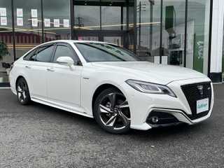 クラウン ハイブリッド RS アドバンス