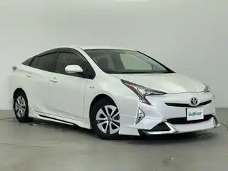 プリウス S