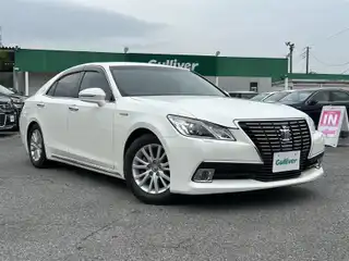 クラウン ハイブリッド ロイヤルサルーンG