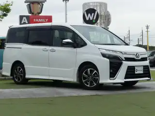 ヴォクシー ZS 煌