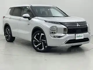 アウトランダー ＰＨＥＶ P