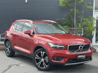 ボルボ ＸＣ４０ B4 AWD インスクリプション