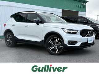 ボルボ ＸＣ４０ B4 AWD Rデザイン