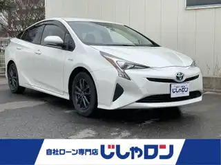 プリウス S