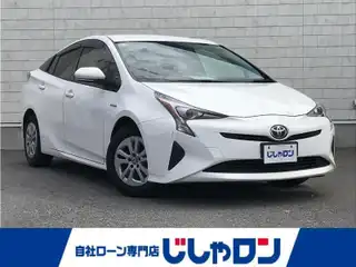 プリウス S